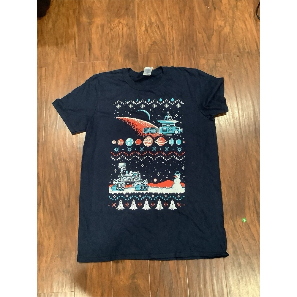 Gildan Softstyle Short Sleeve Shirt Women's Navy Used Medium